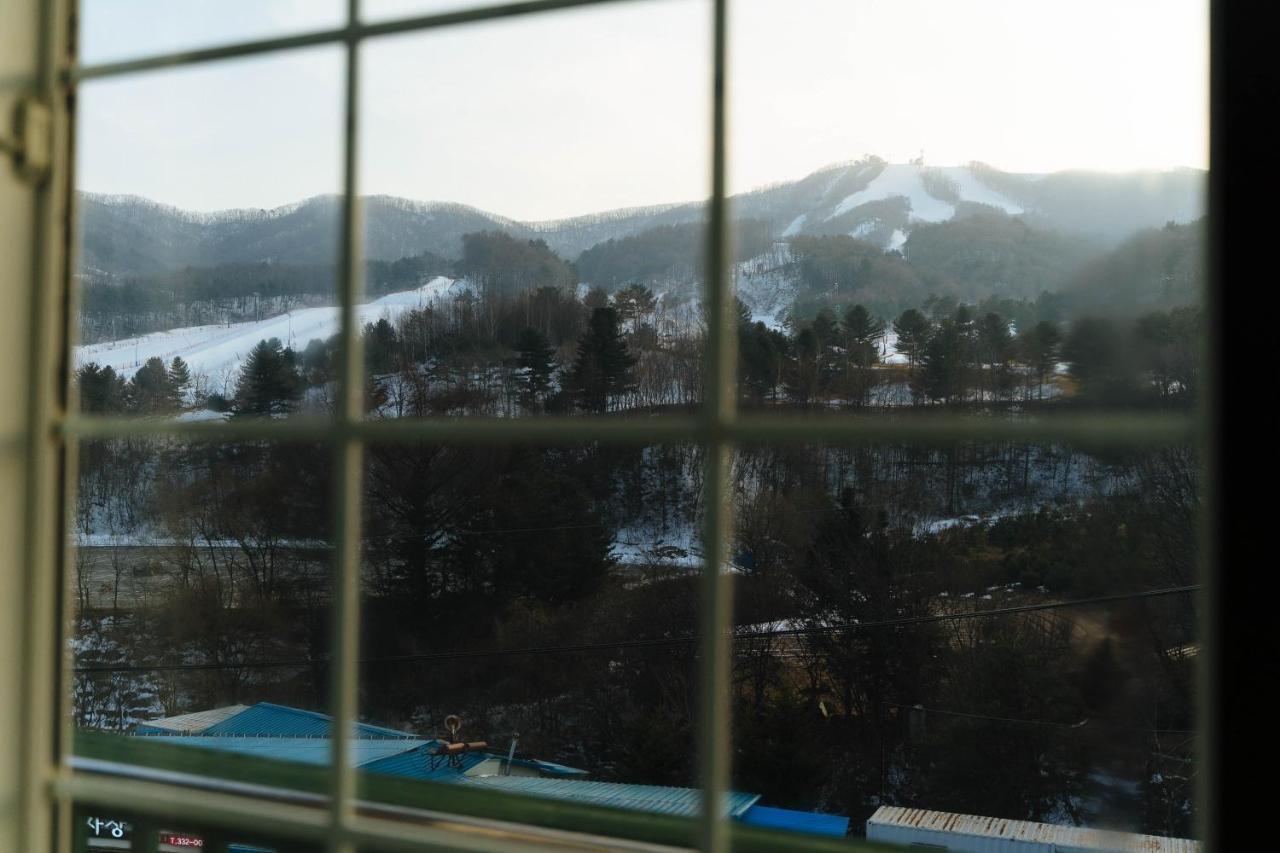 White Cabin Pyeongchang Bagian luar foto
